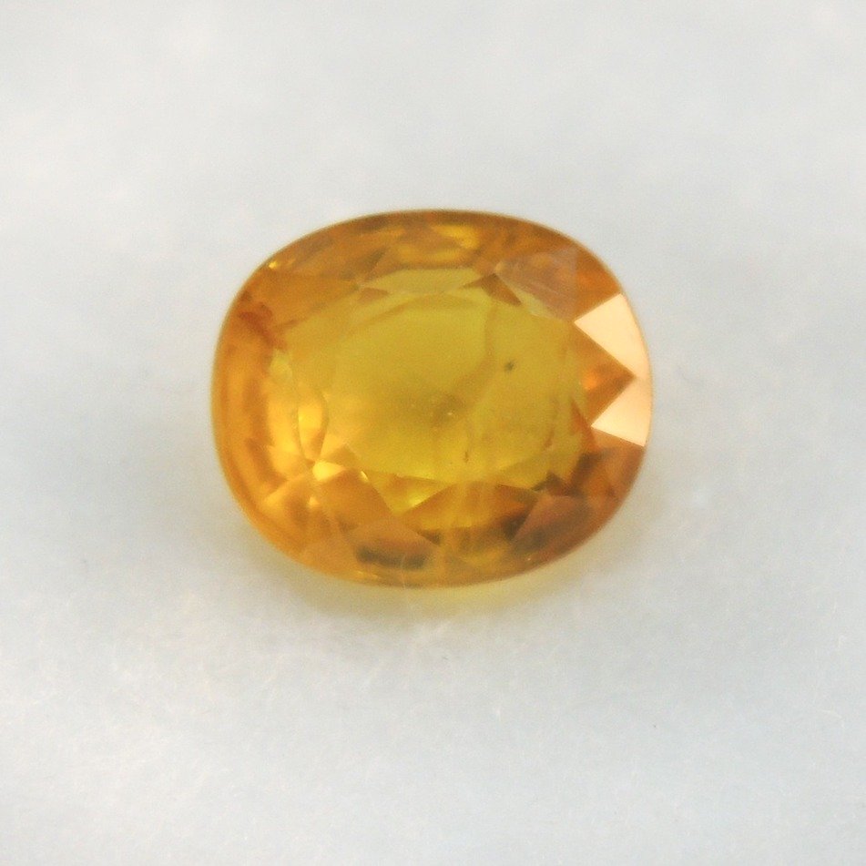 3.48ct (3.82 ratti) oval natural yellow-sapphire (pukhraj) KBG-S008